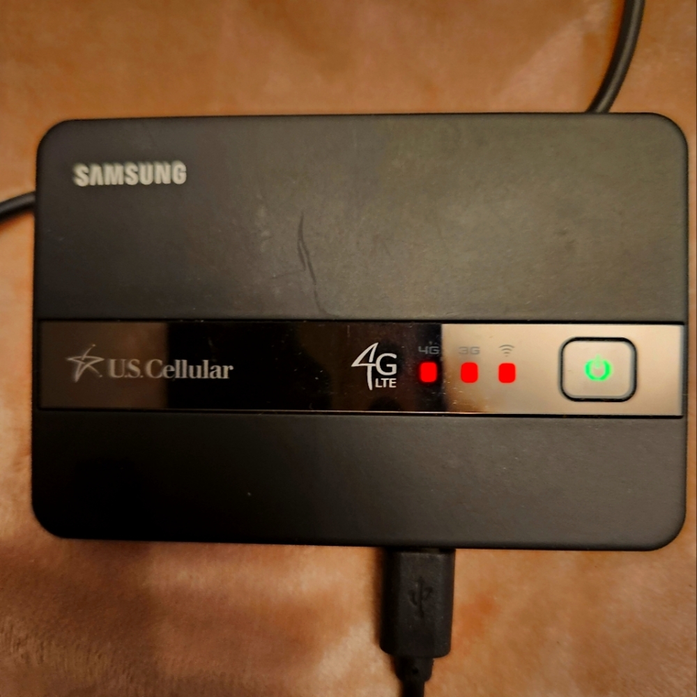 Samsung SCH-LC11 Jetpack 4G LTE Mobile Hotspot (US Cellular)